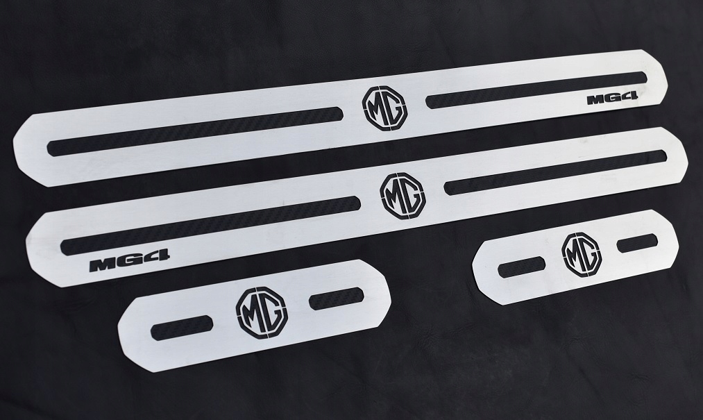 LISTWY DO RANGE ROVER EVOQUE ED4 SD4 COUPE SPORT