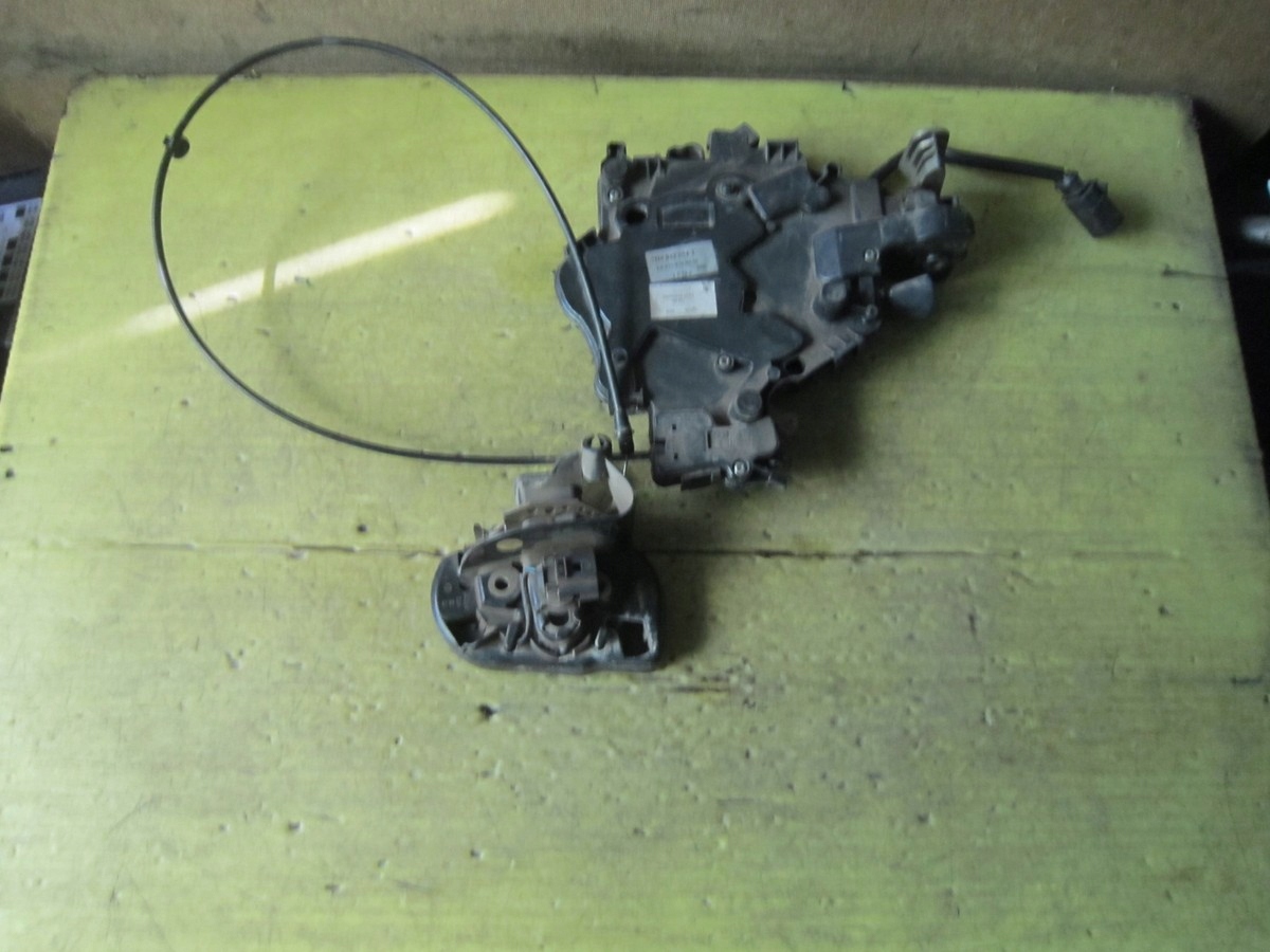 VW T5 ZAMEK DRZWI PRAWYCH PRZESUWNYCH 7H0843654T