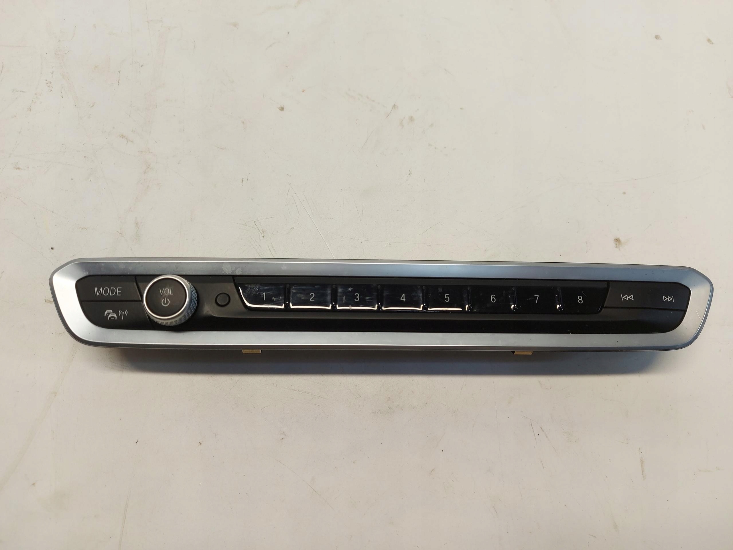 BMW G05 X5 3.0d 2019r control panel RADIEM 7949327