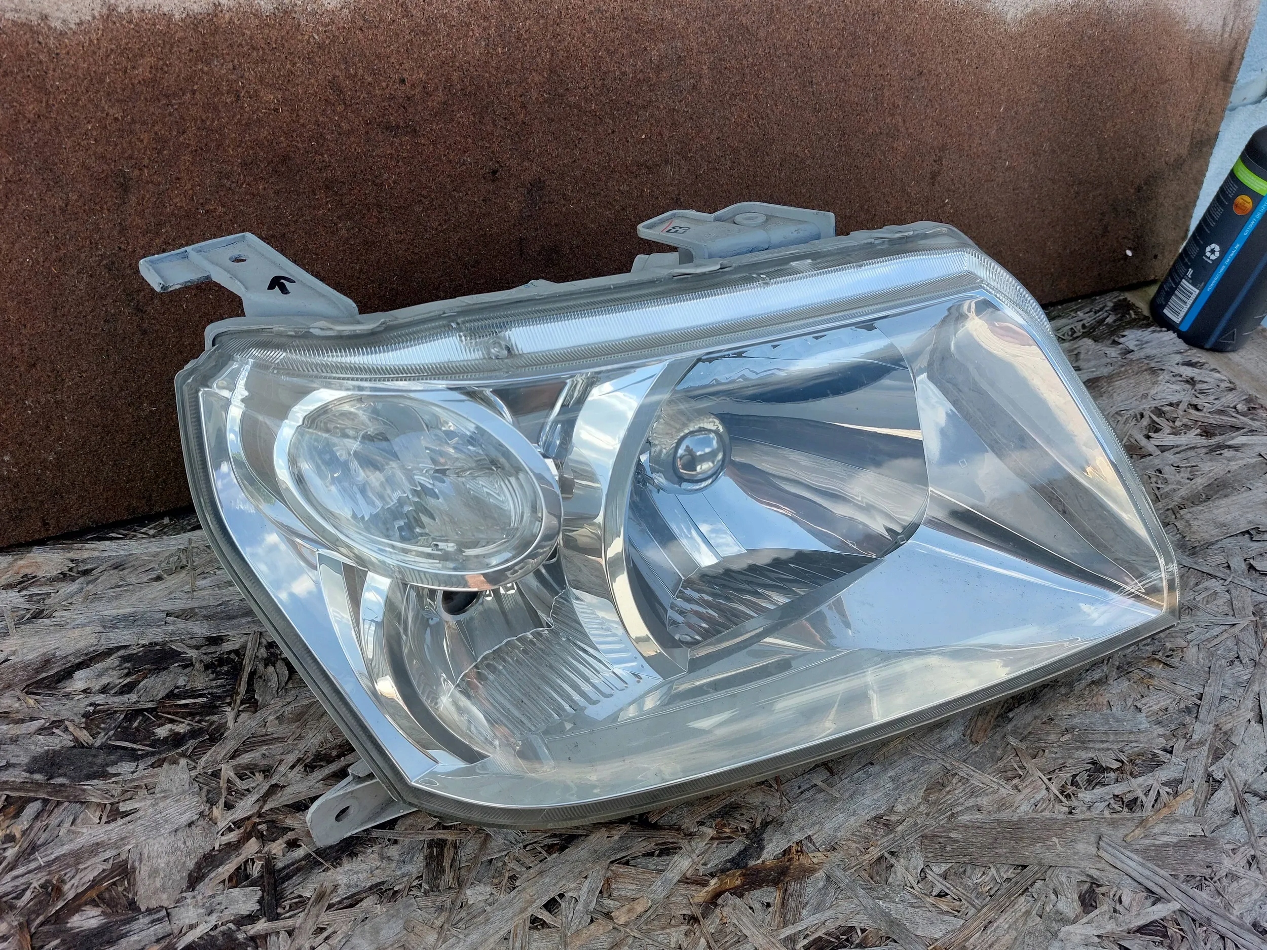 light front right Suzuki Grand Vitara 05- 3D