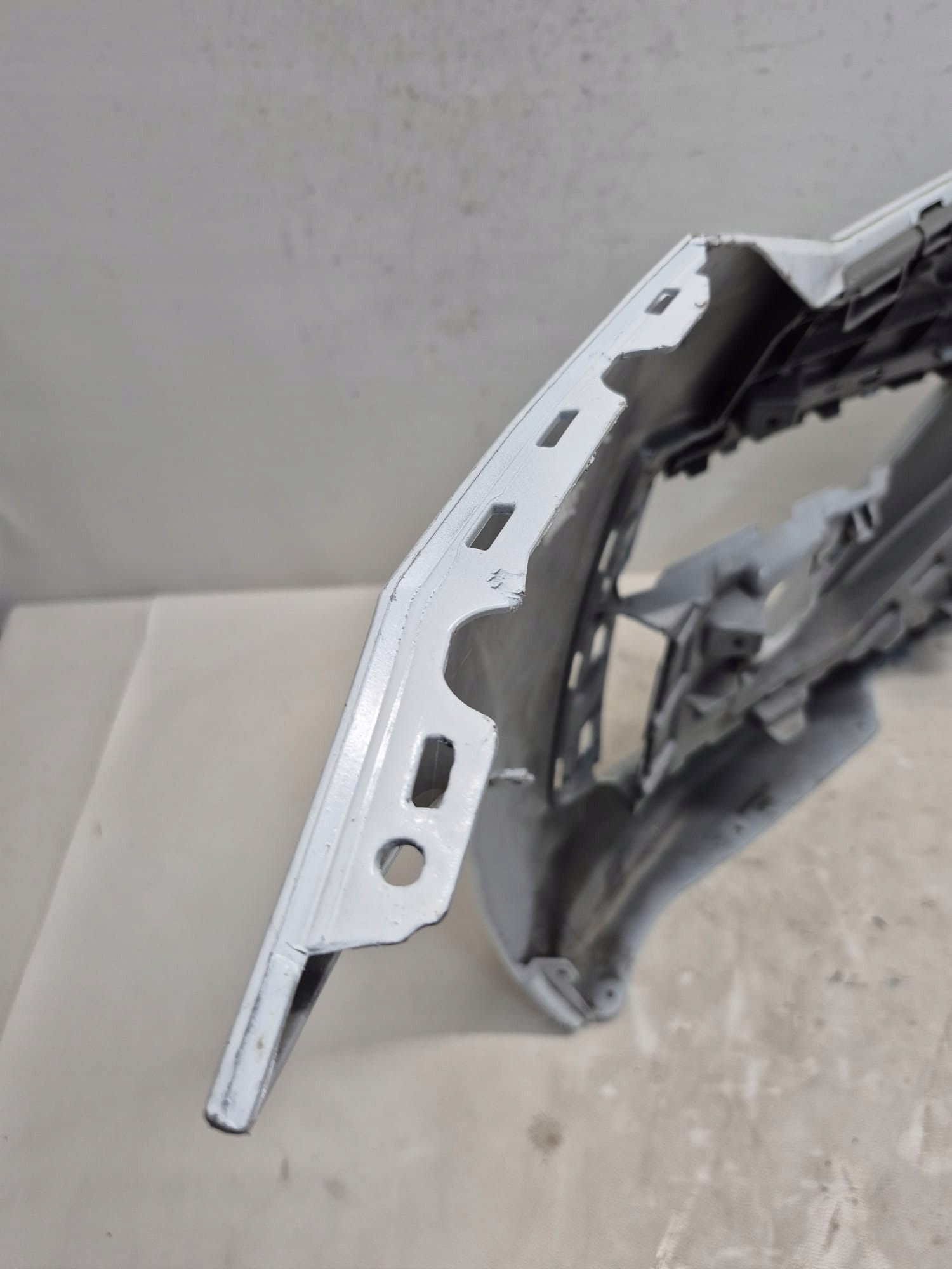 SKODA SCALA 23- LIFT bumper front front PDC 657807221F