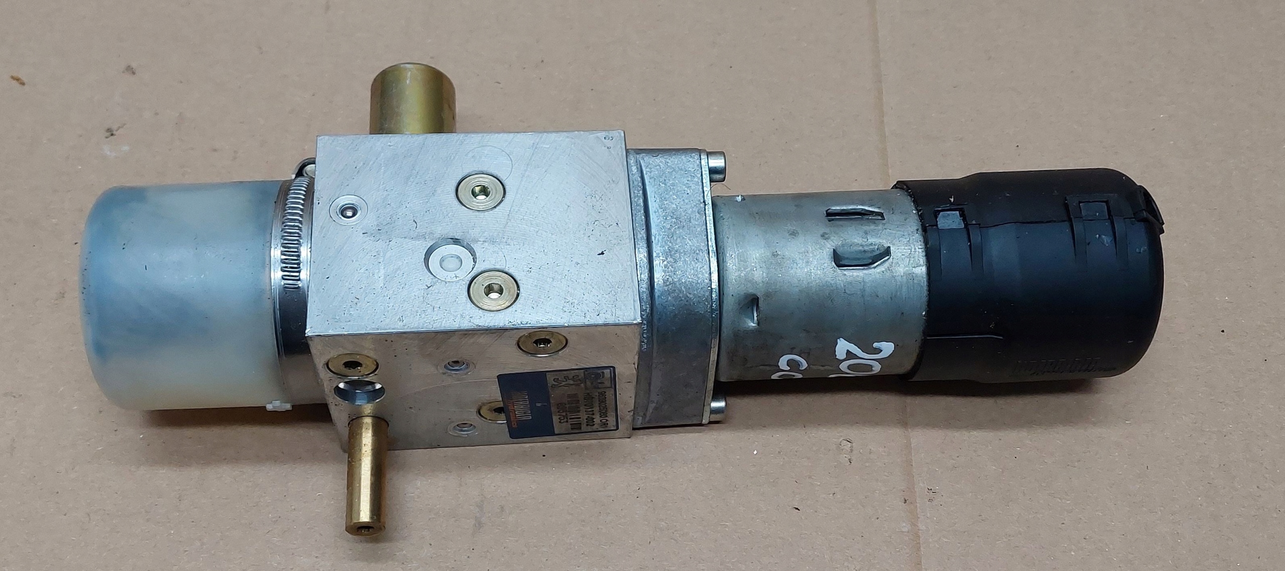 9639025080 - Насос крыши Peugeot 206 cc