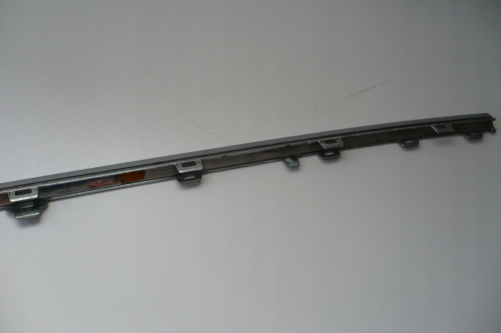 VW GOLF VII 7 LIFT 17- moulding CHROM bumper front central