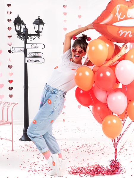 KONFETTI CZERWONE SERCA SERDUSZKA DEKORACJA NA ŚLUB WESELE WALENTYNKI 15G Kod producenta KONS27-007