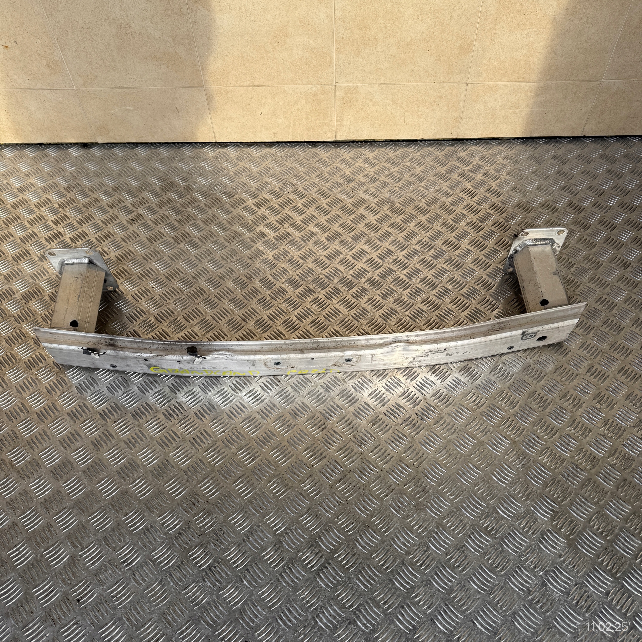 sider front beam tip pillar OPEL GRANDLAND X 9824513680