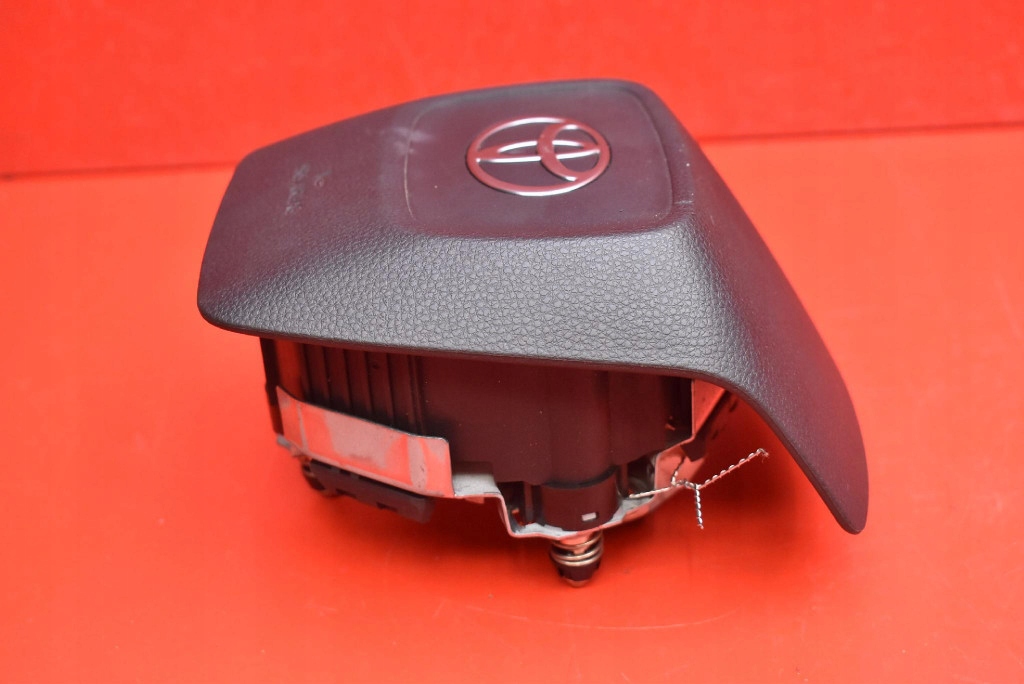 airbag driver´s TOYOTA BZ4X 22