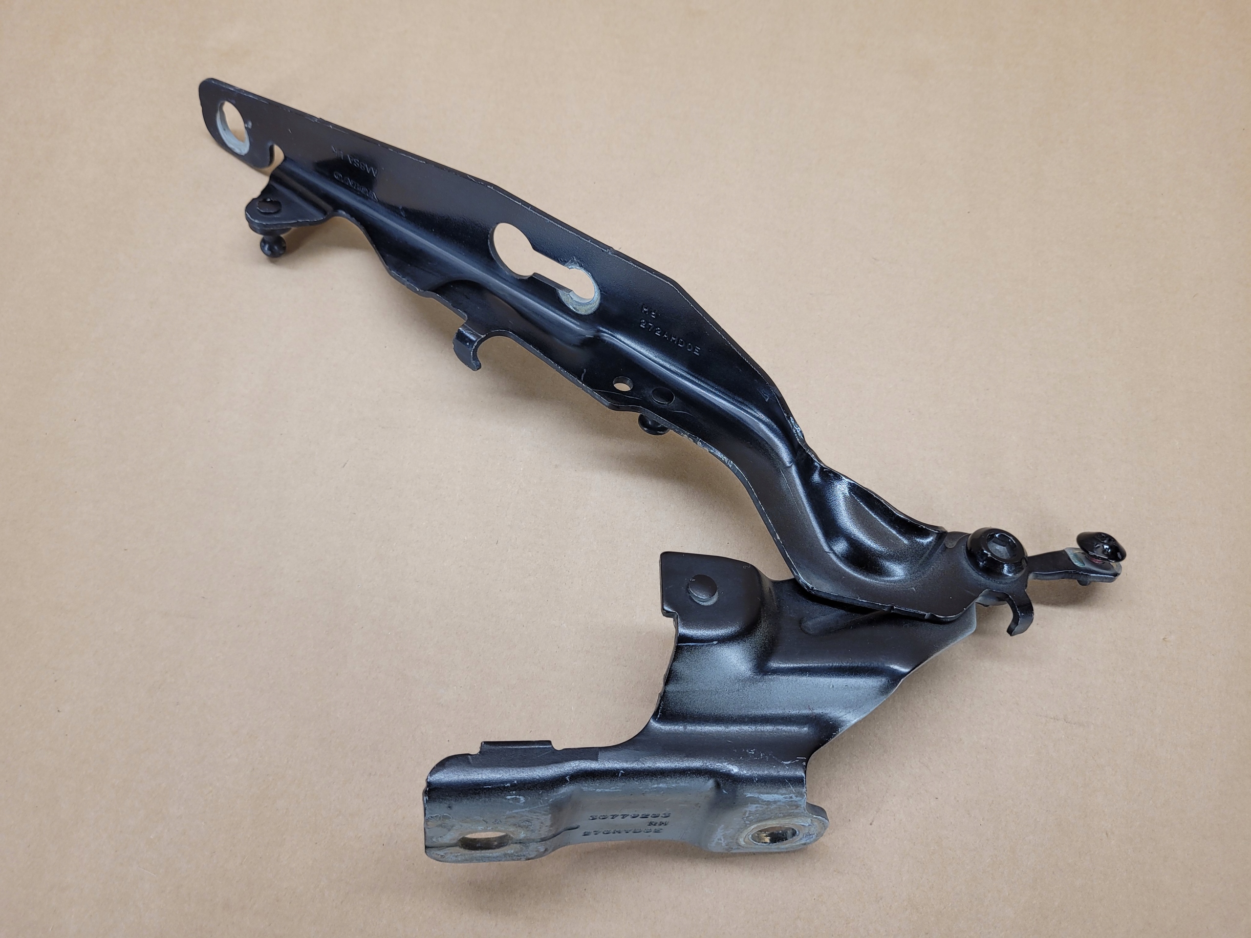 right hinge bonnets VOLVO XC60 2008-2017 colour 019