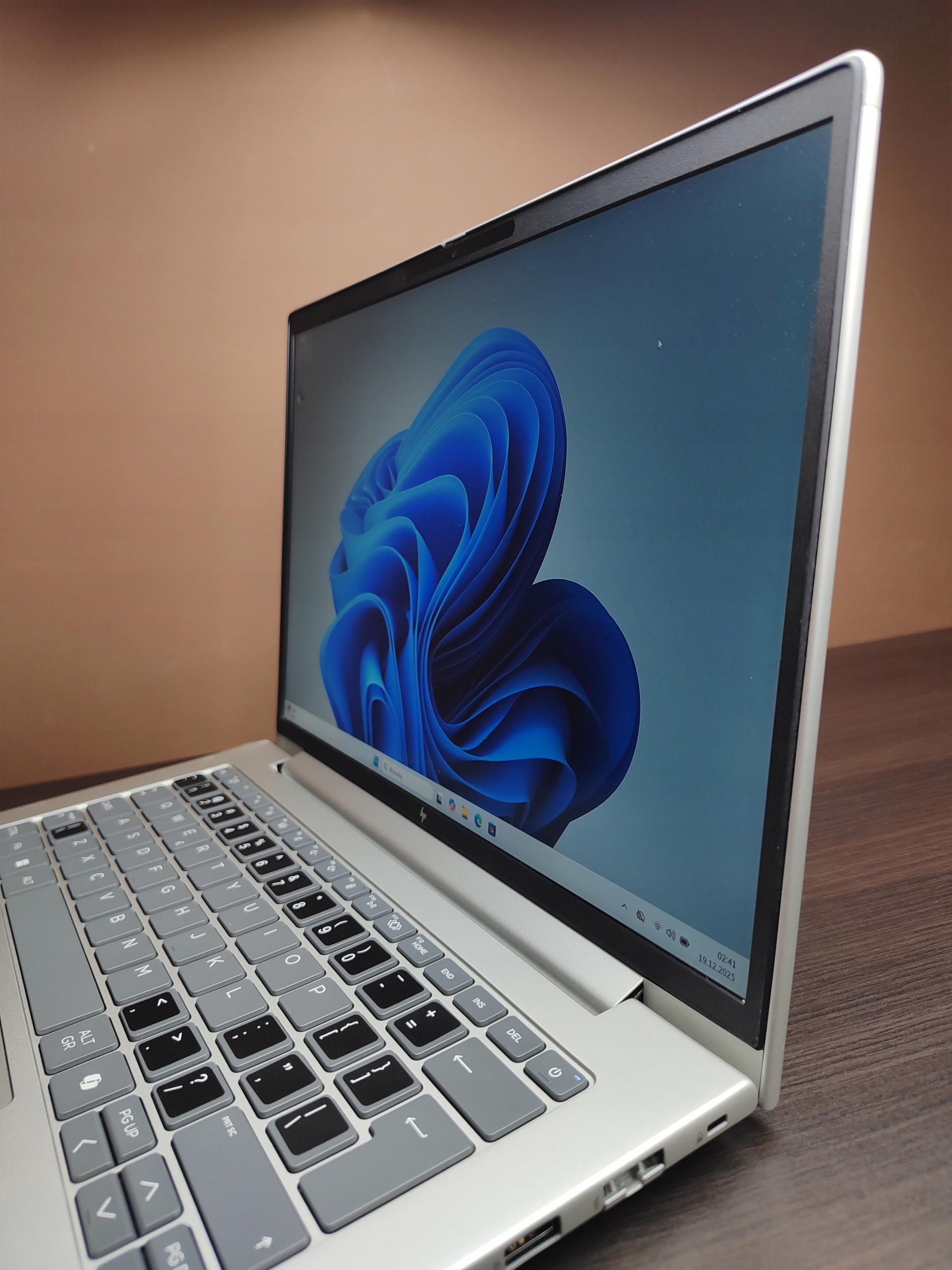 HP EliteBook 645 G11