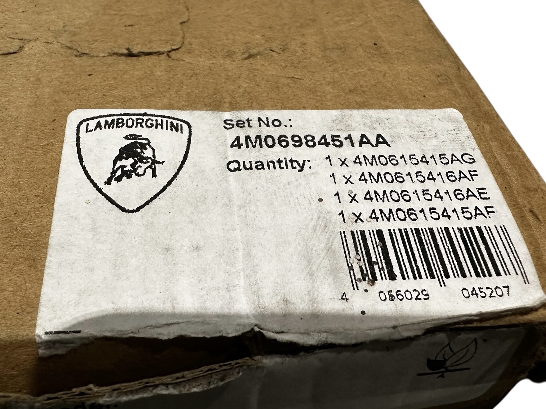 LAMBORGHINI URUS stražnje pločice 4M0698451AA
