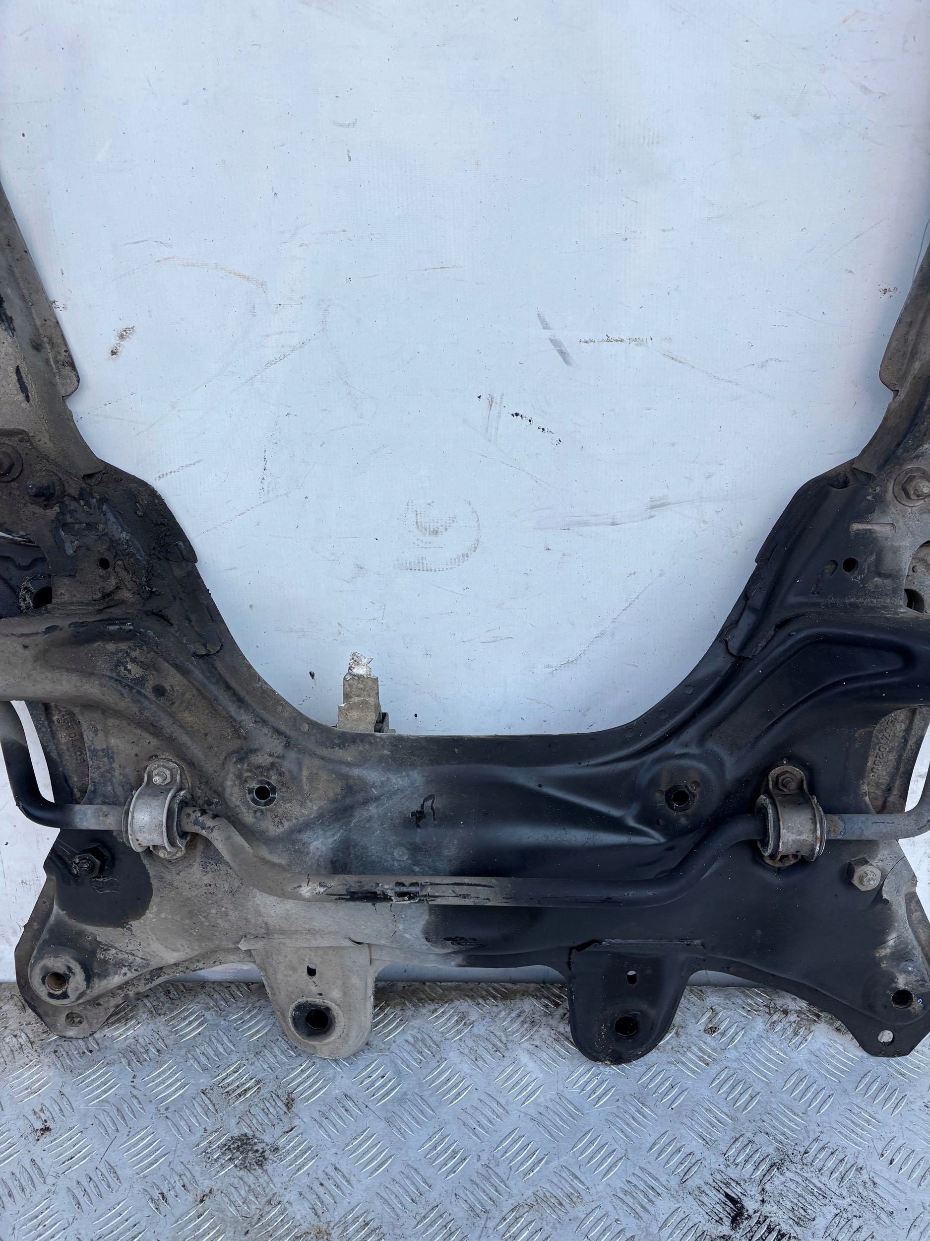 Vorderachsträger Achsträger träger FORD KA 1.3 TDCI