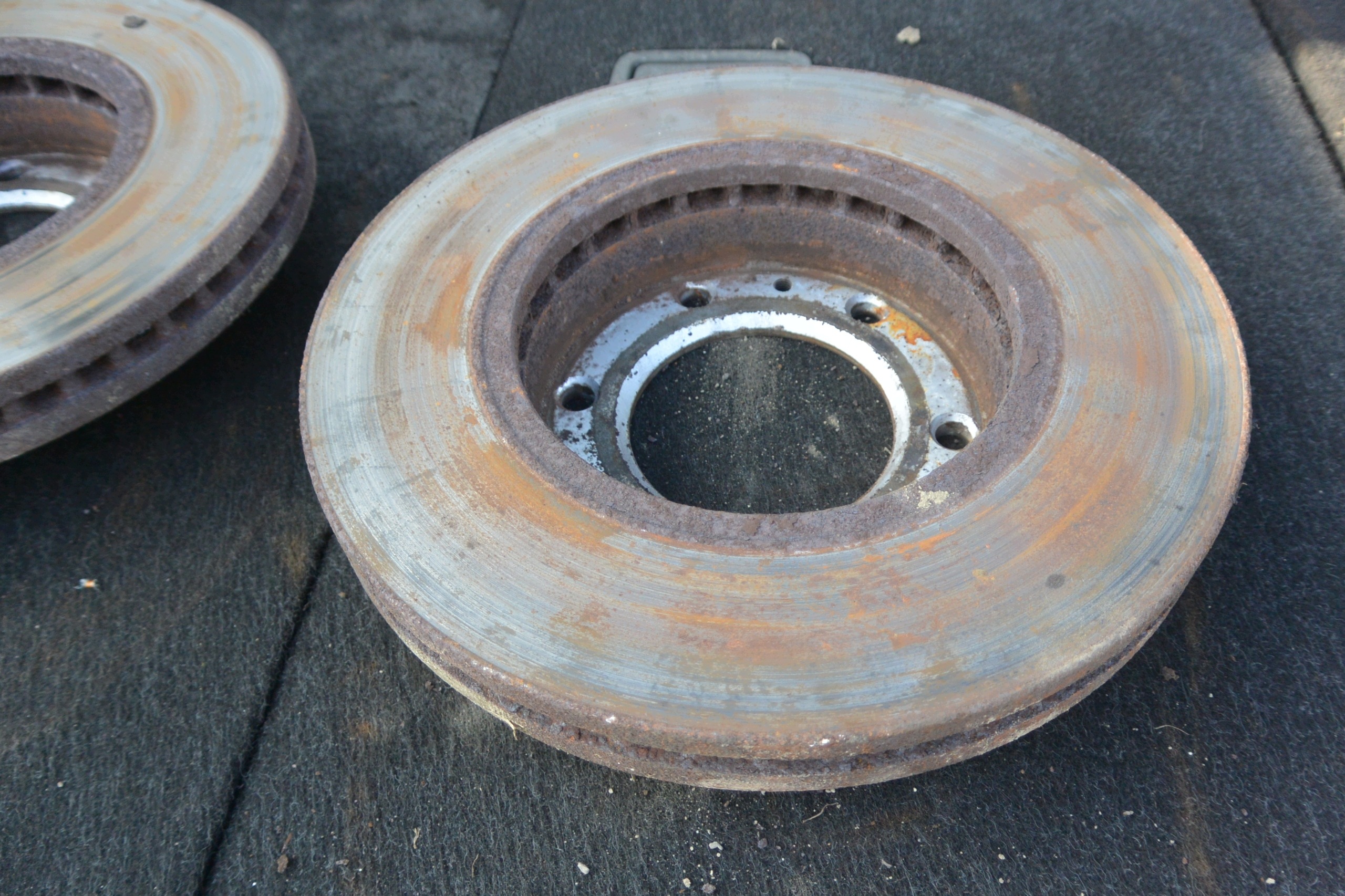 disc brake front left right 305MM FORD RANGER 5 MKV TKE KOMPLET