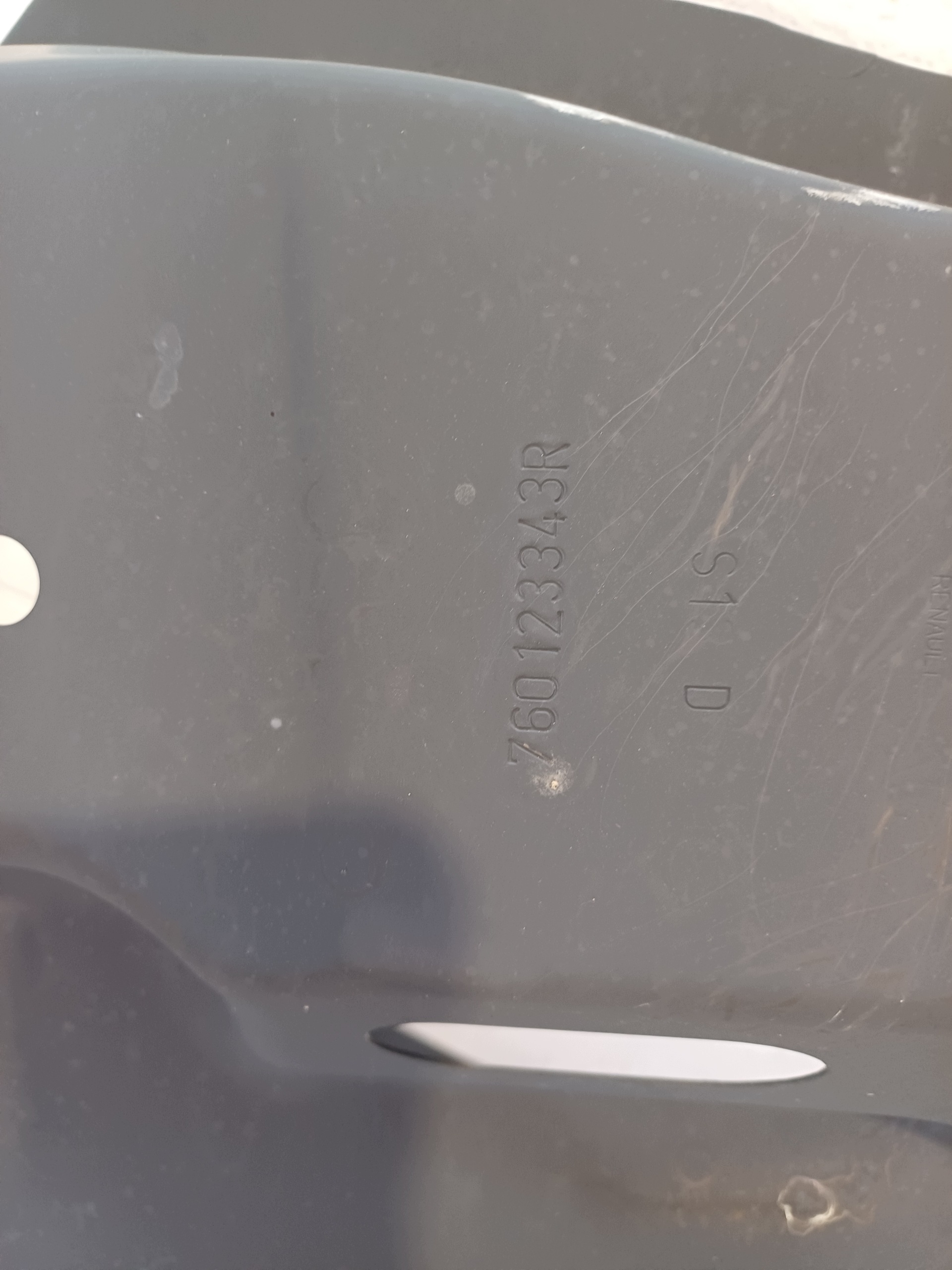 pillar threshold right front RENAULT TRAFIC III VIVARO II 760123343R