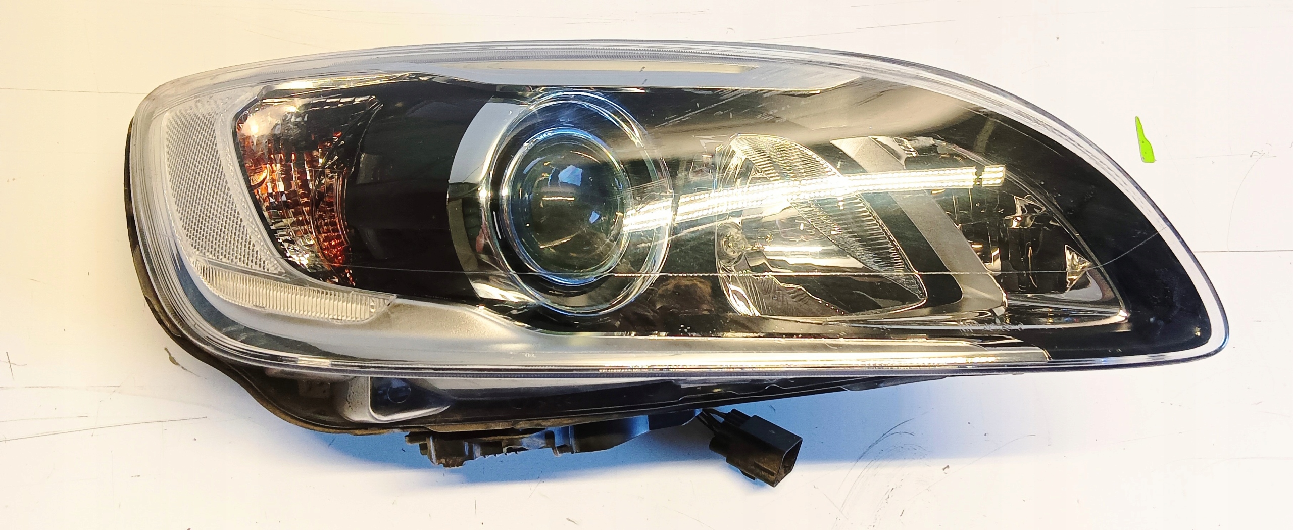 light right front XENON VOLVO V60 S60