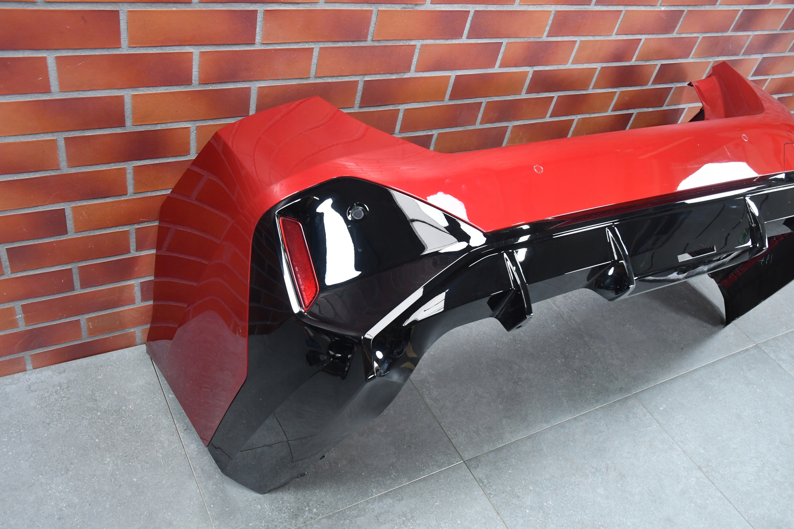 bumper rear part rear BMW 5 G60 m-packet C68 FIRE RED METALLIC