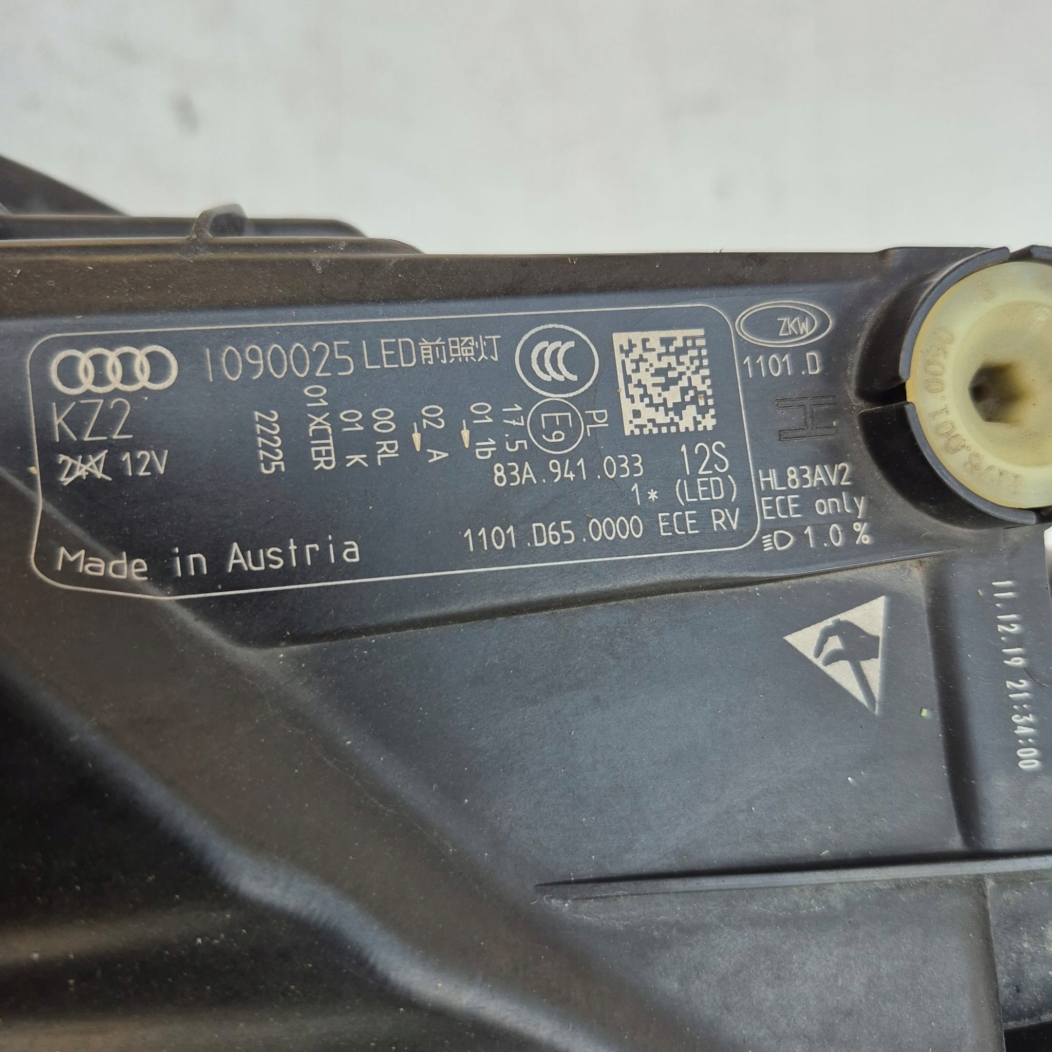 AUDI Q3 II 83A 18- light left front front FULL LED 83A941033