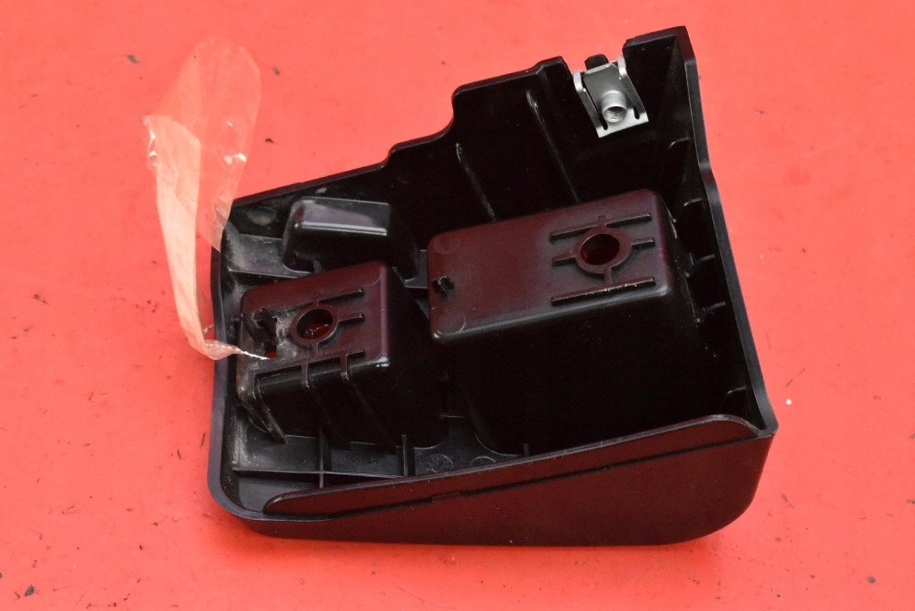 bumper bracket right rear part 1494039-00-E TESLA MODEL Y 20