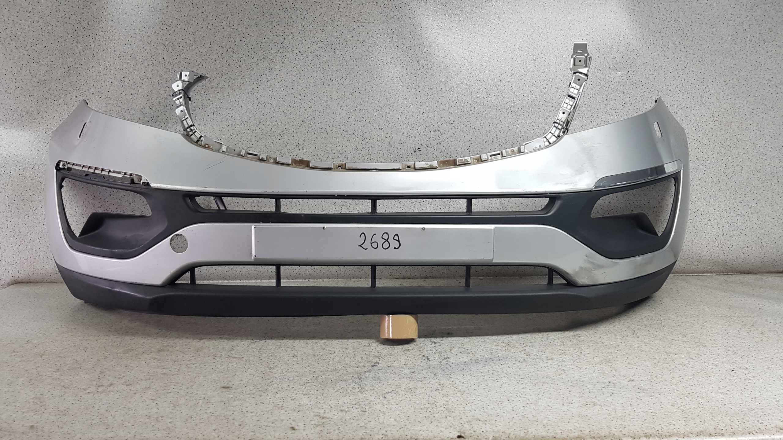 KIA SPORTAGE 3 III 2010 - bumper front 2689