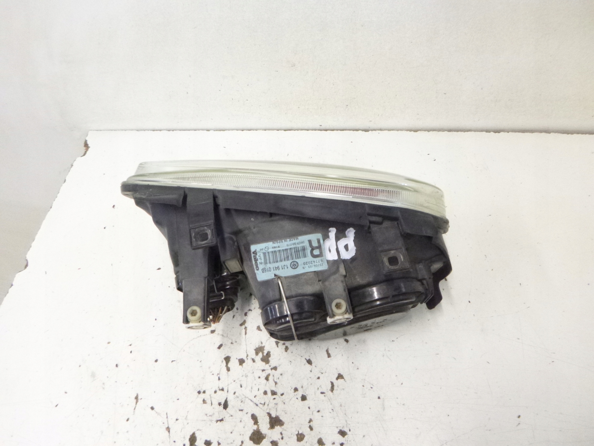 light front right VW Volkswagen Golf IV 97-06r. VALEO 1J1941016B