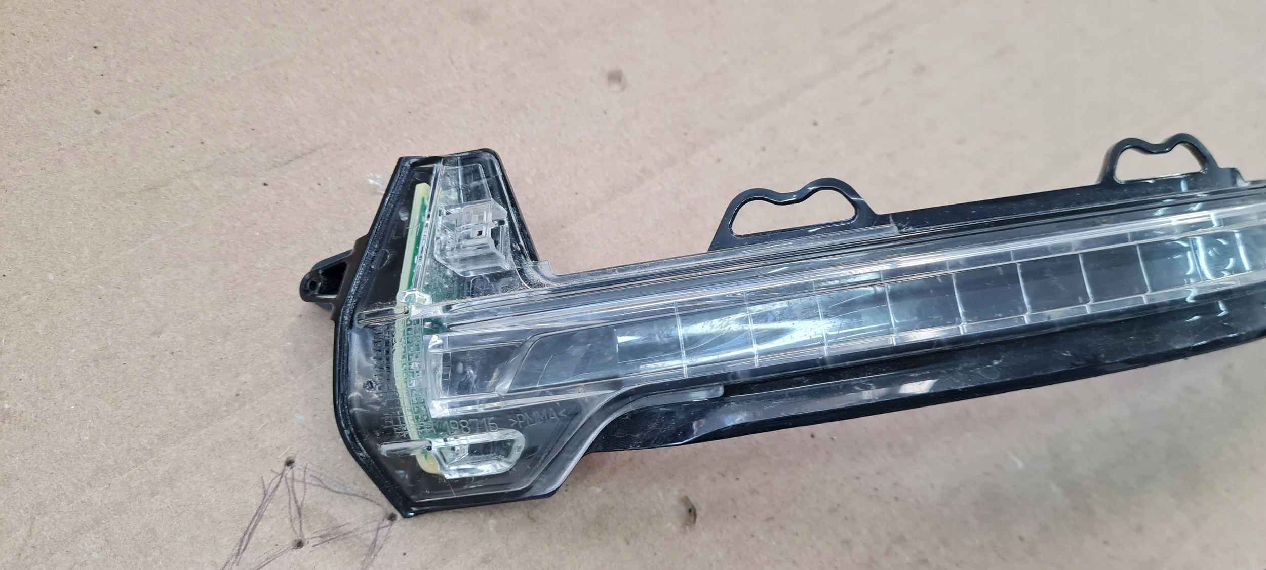 A4 B9 8W LIFT S4 LIERUNKOWSKAZ blinker mirrors left front 8W0949101