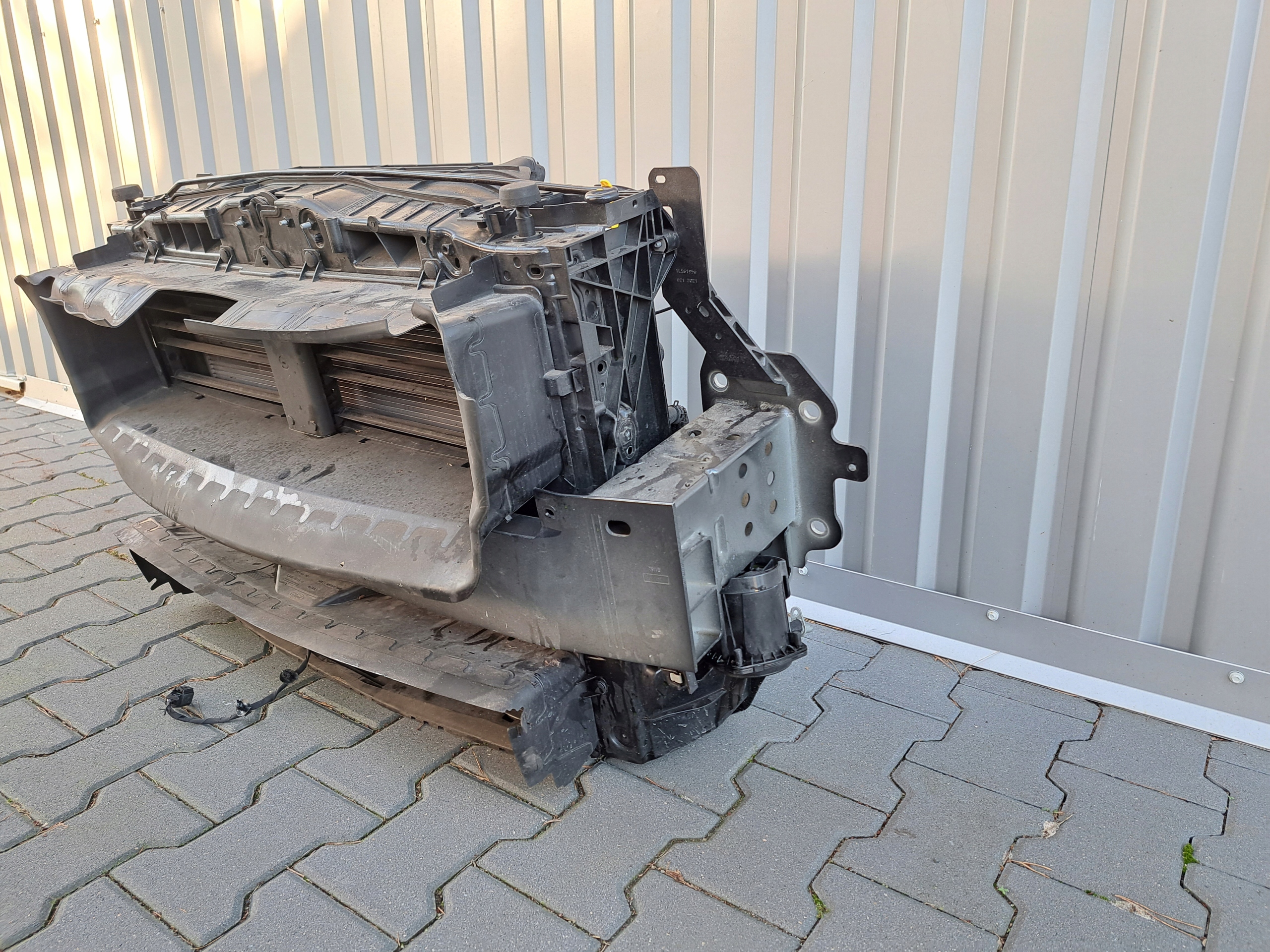 FORD KUGA III MK3 PAS PRZEDNI CHLODNICE BELKA 2.5 PHEV HYBRYDA 19- Numer katalogowy części FORD KUGA III MK3 PAS PRZEDNI CHLODNICE BELKA 2.5 PHEV HYBRYDA 19-