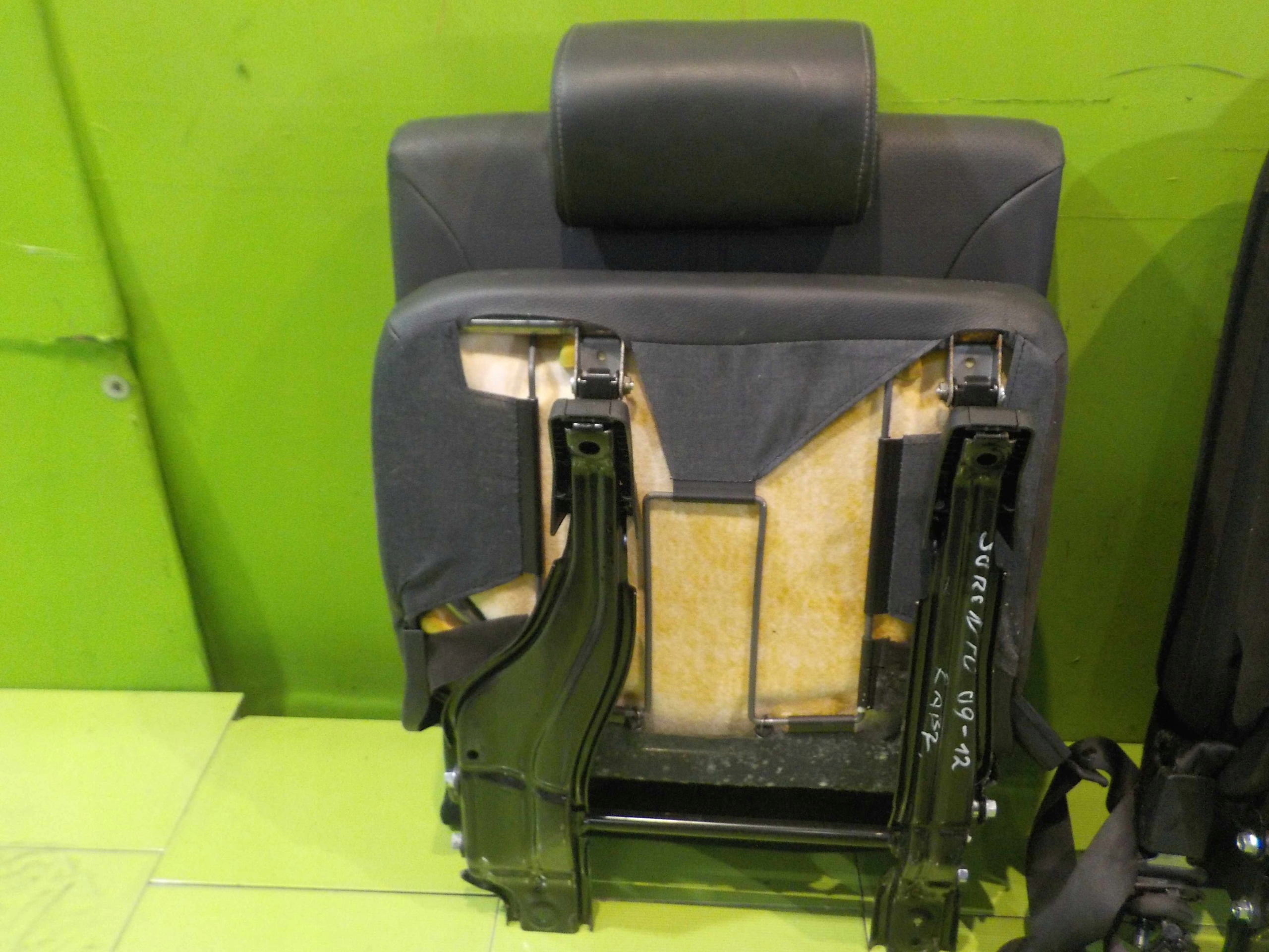 kia SORENTO II 12r кресла 3 с