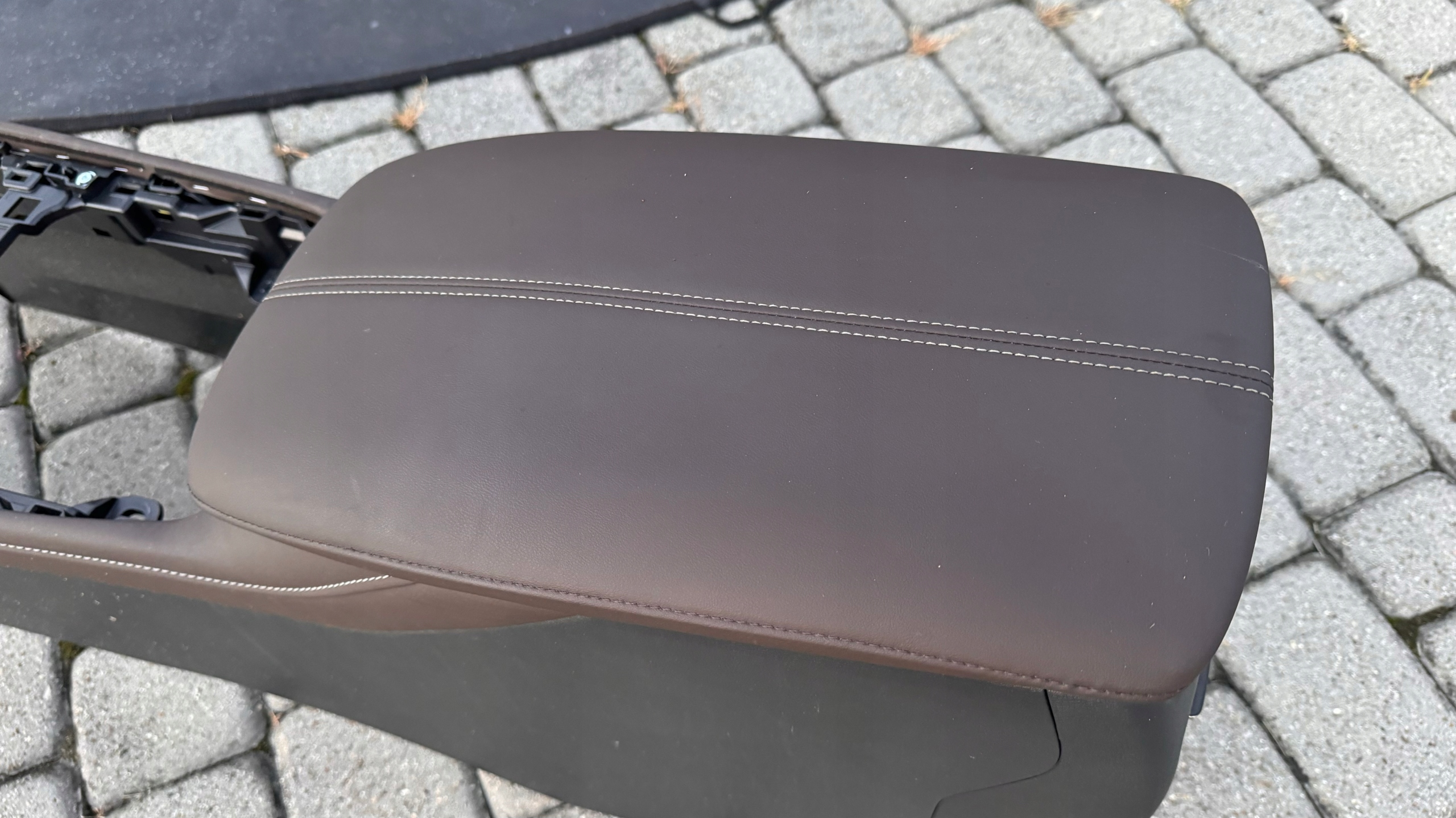 тунель подлокотник mazda CX30 CX-30 кожа европа