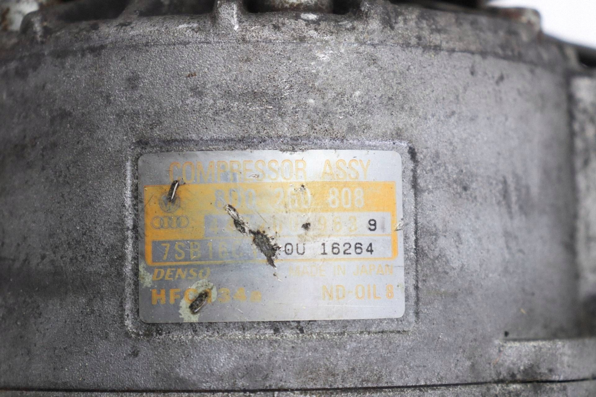 VW PASSAT B5 AUDI A4 B5 compressor compressor; of the air conditioning 7SBU16C 8D0260808