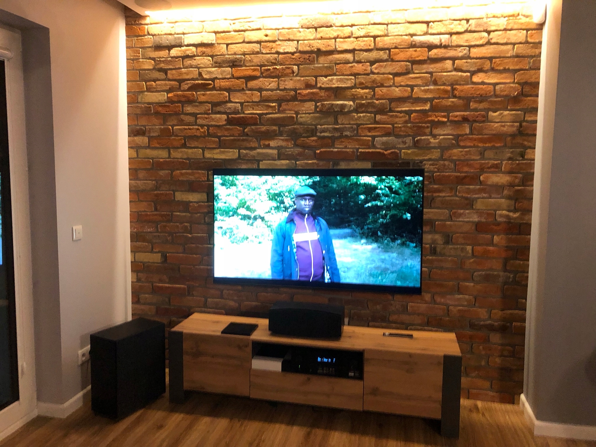 Polkaudio 80F/X-RT głośniki do zabudowy sufitu 2 s Model POLK AUDIO