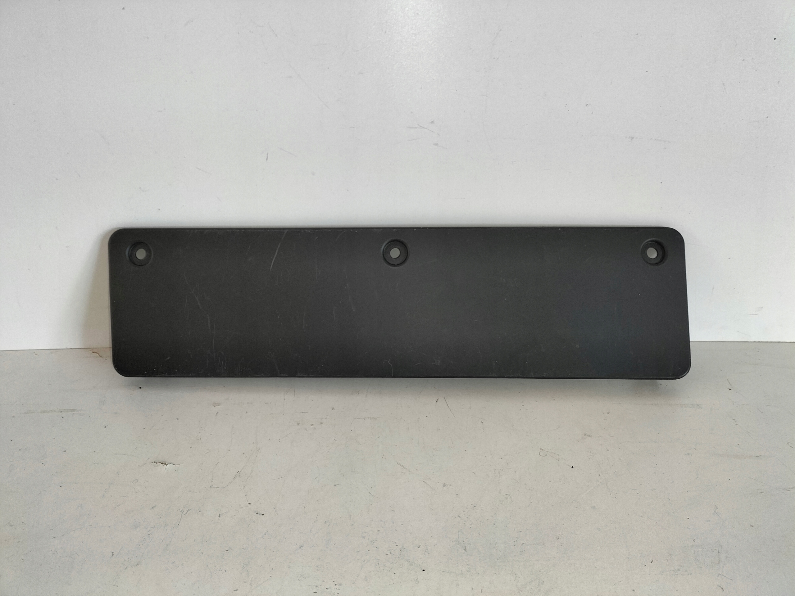 pad below tablice registration front VW GOLF VIII 8 LIFT 24