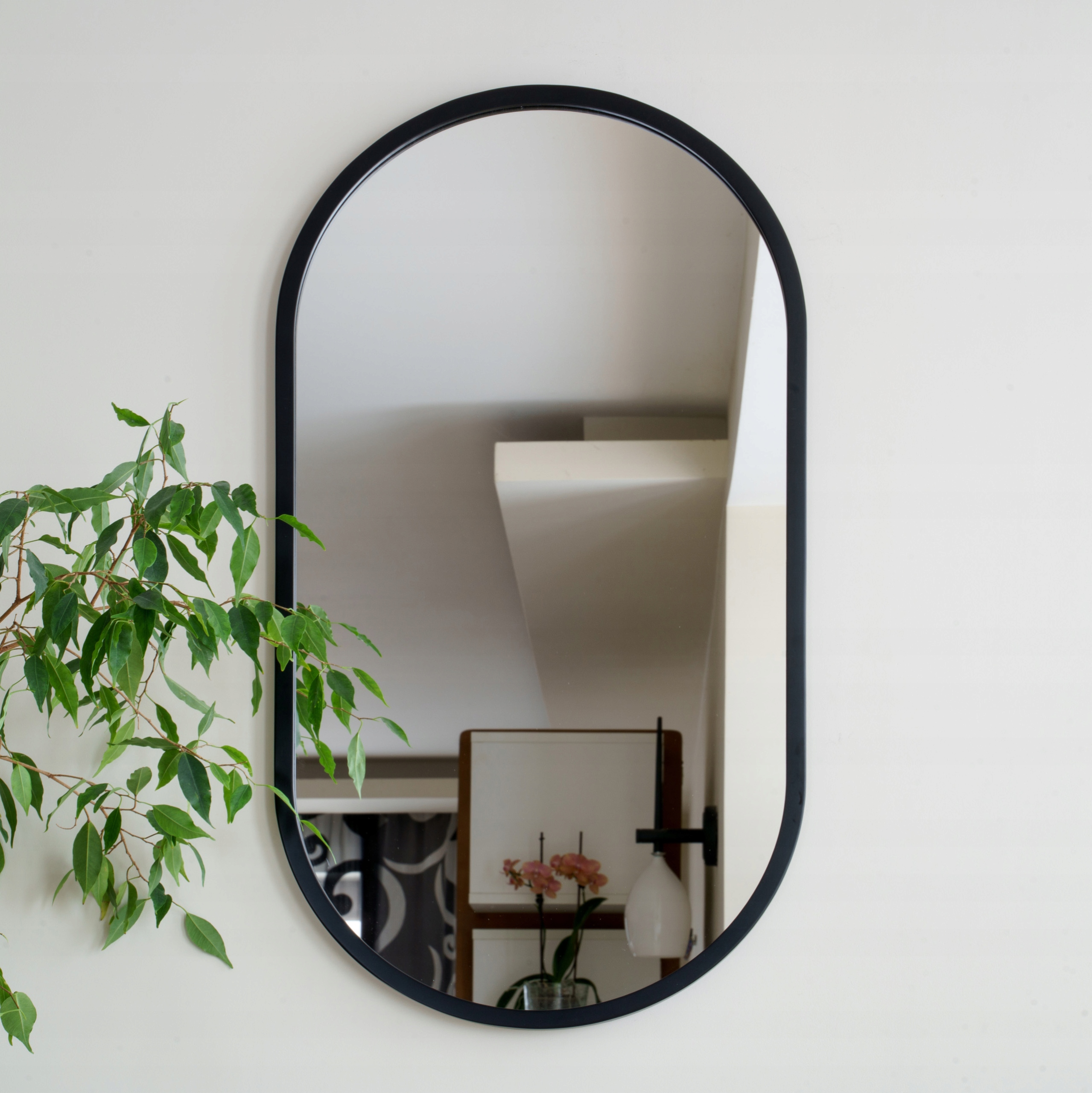 LUSTRO ŁAZIENKOWE OWALNE W CZARNEJ RAMIE WISZĄCE 75x40 CM - DUŻY WYBÓR EAN (GTIN) 8693596468785