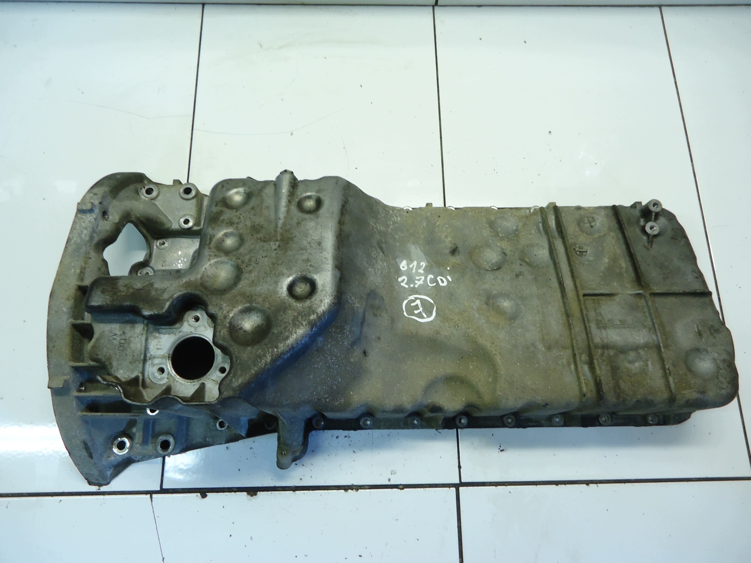 MERCEDES 2.7 CDI olajteknö R6470140302