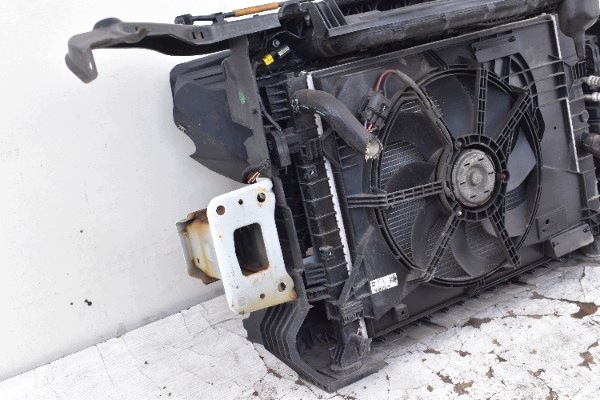 support panel for radiators MG 3 ZS 1.5 16V VTI 106KM 15S4C 2019r Manual