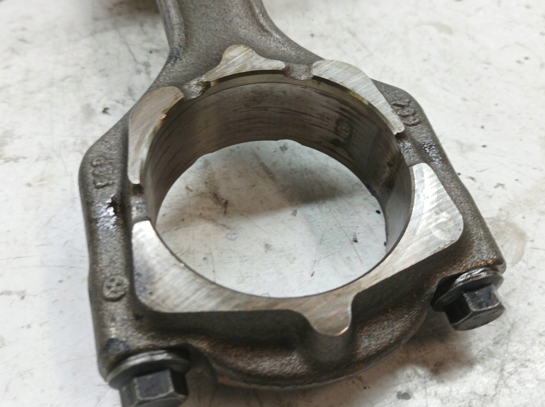 piston connecting rod 1.9 CDTI Opel Astra III (2004- ) H