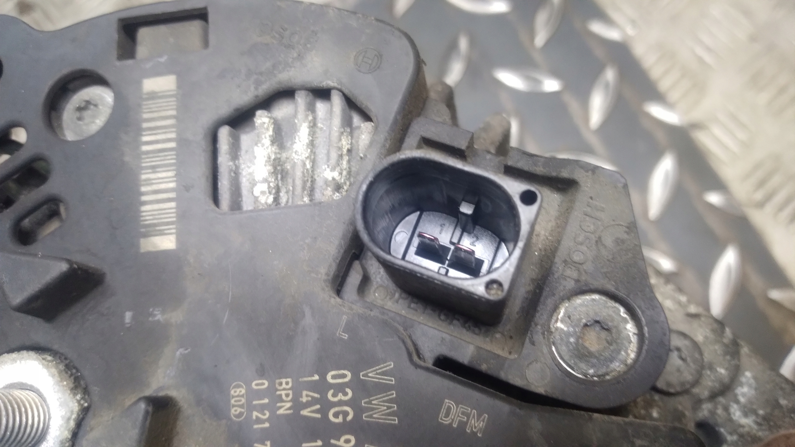 ALTERNATOR VOLKSWAGEN PASSAT B6 03G903023