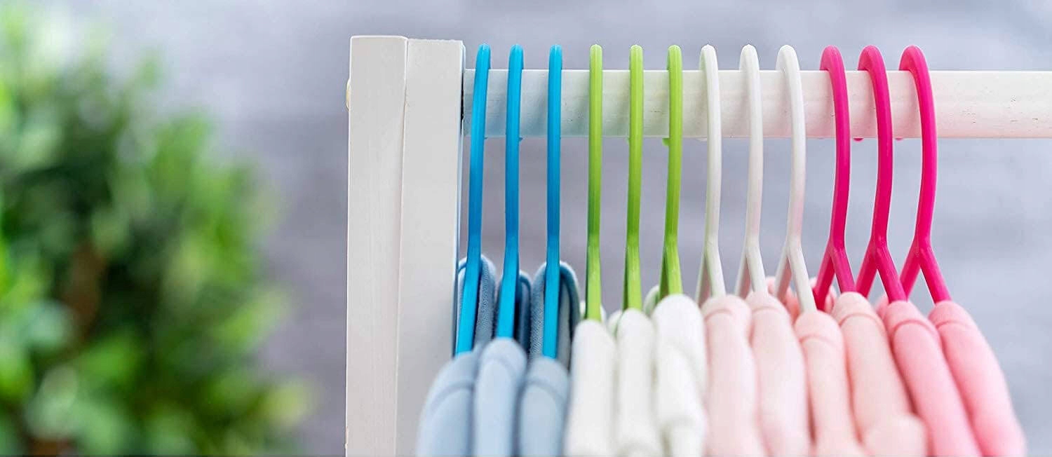 WIESZAKI DO DOMU DZIECIĘCE SZAFA DOM ŻÓŁTE 50 szt Marka MONTIP