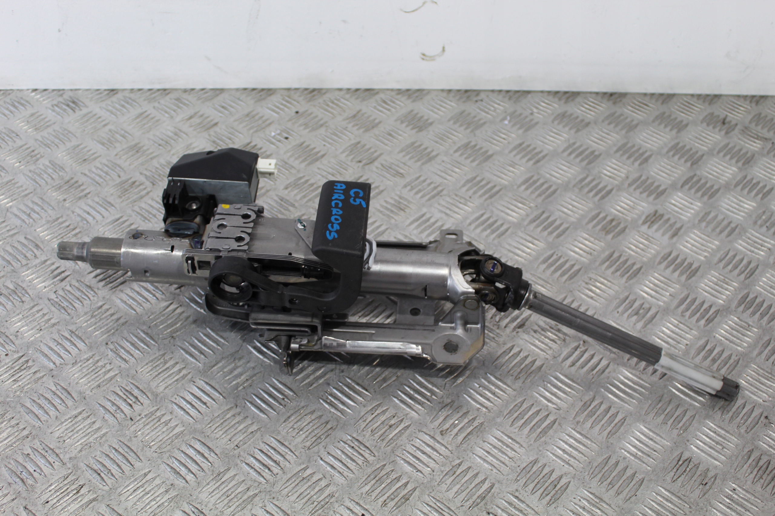steering wheel rod blocking CITROEN C5 AIRCROSS