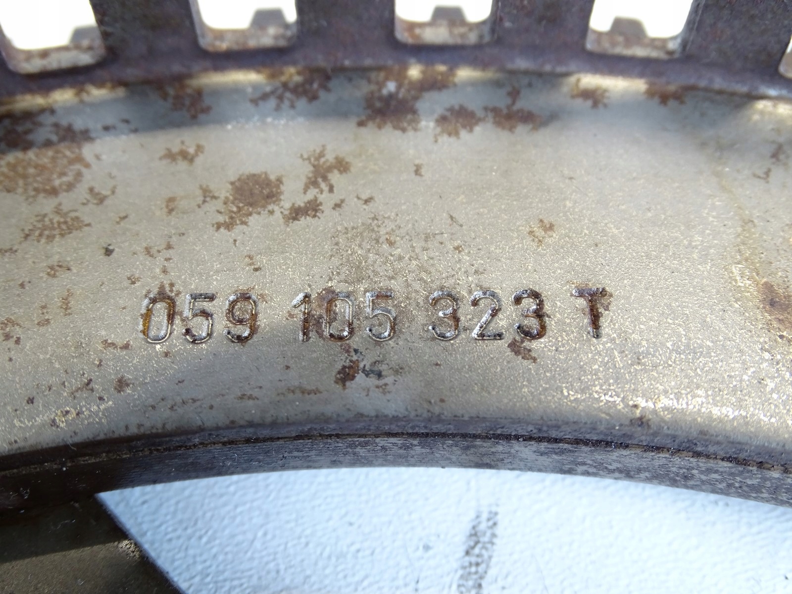wheel flywheel AUDI Q7 4L 3.0 TDI BUG 059105323T