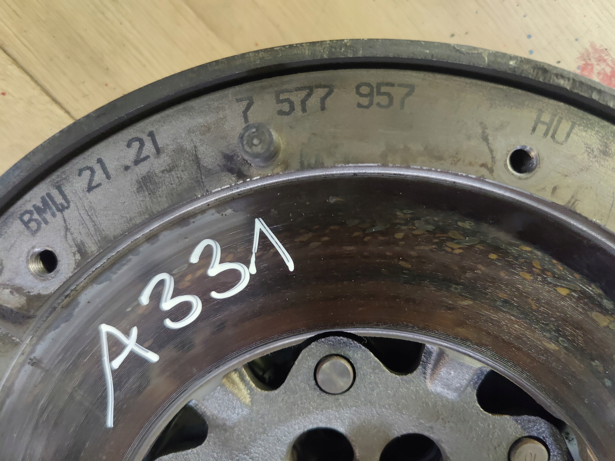 BMW 1 E81 E87 2.0D VOLANO USATO 7577957 disco 7577057 di pressione A331