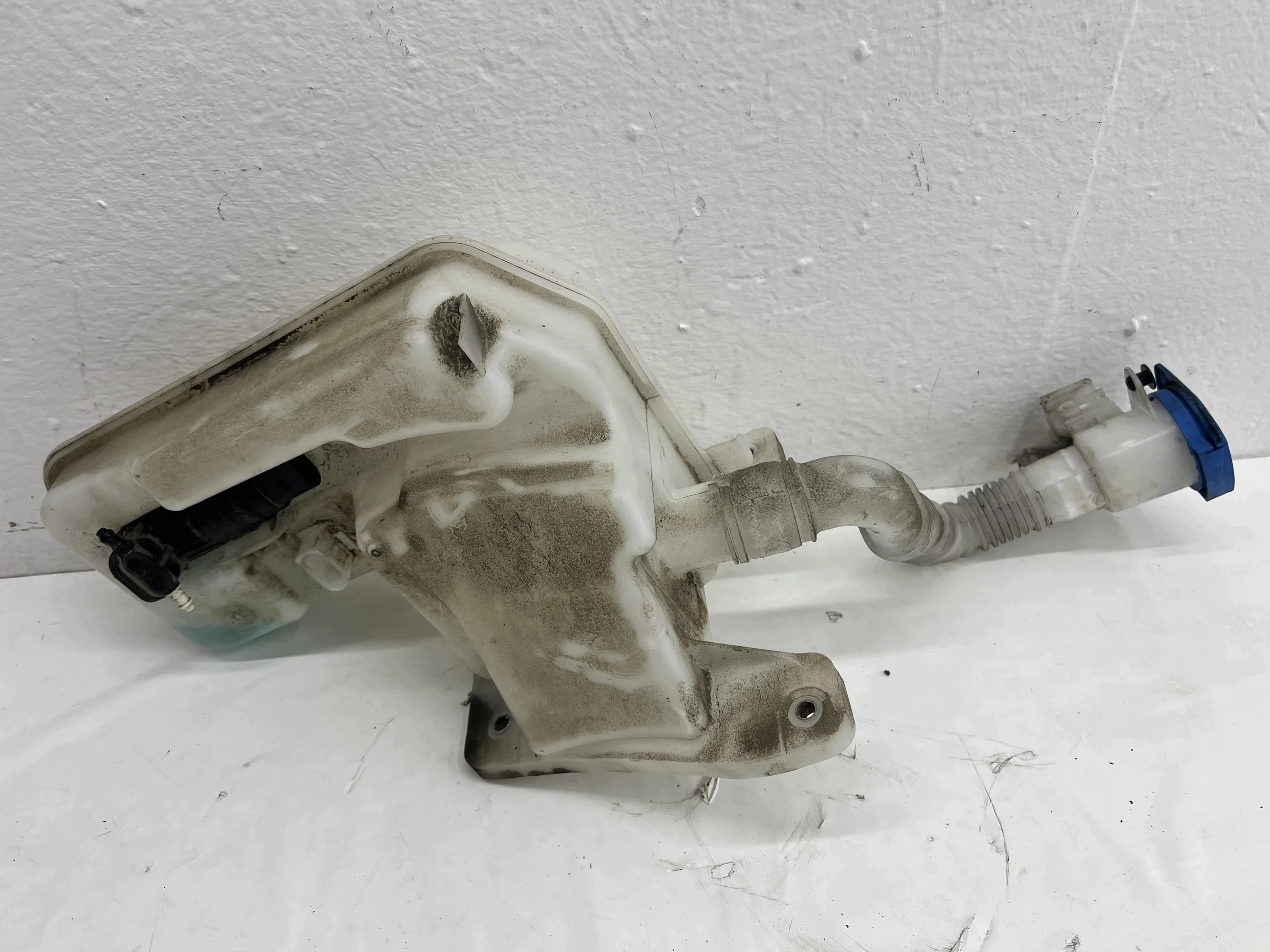 behälter spritzdüse VW GOLF 8 VIII 2.0 TDI 5WA955448 original
