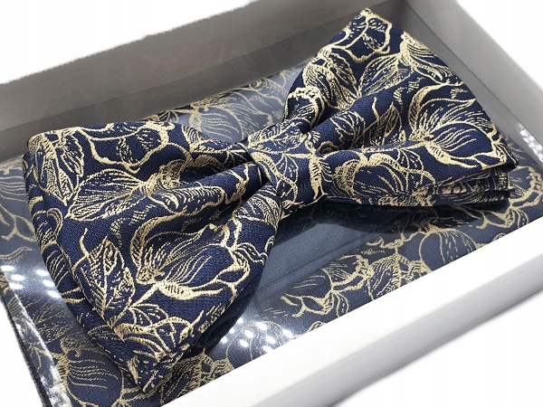 MUCHA MUSZKA MĘSKA GRANATOWA / ZŁOTA WE WZORY