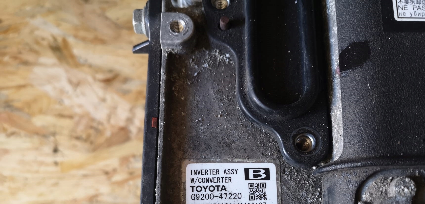 TOYOTA PRIUS PLUS INVERTER CONVERTER G9200-47220 Jakość części (zgodnie z GVO) Q - oryginał z logo producenta części (OEM, OES)