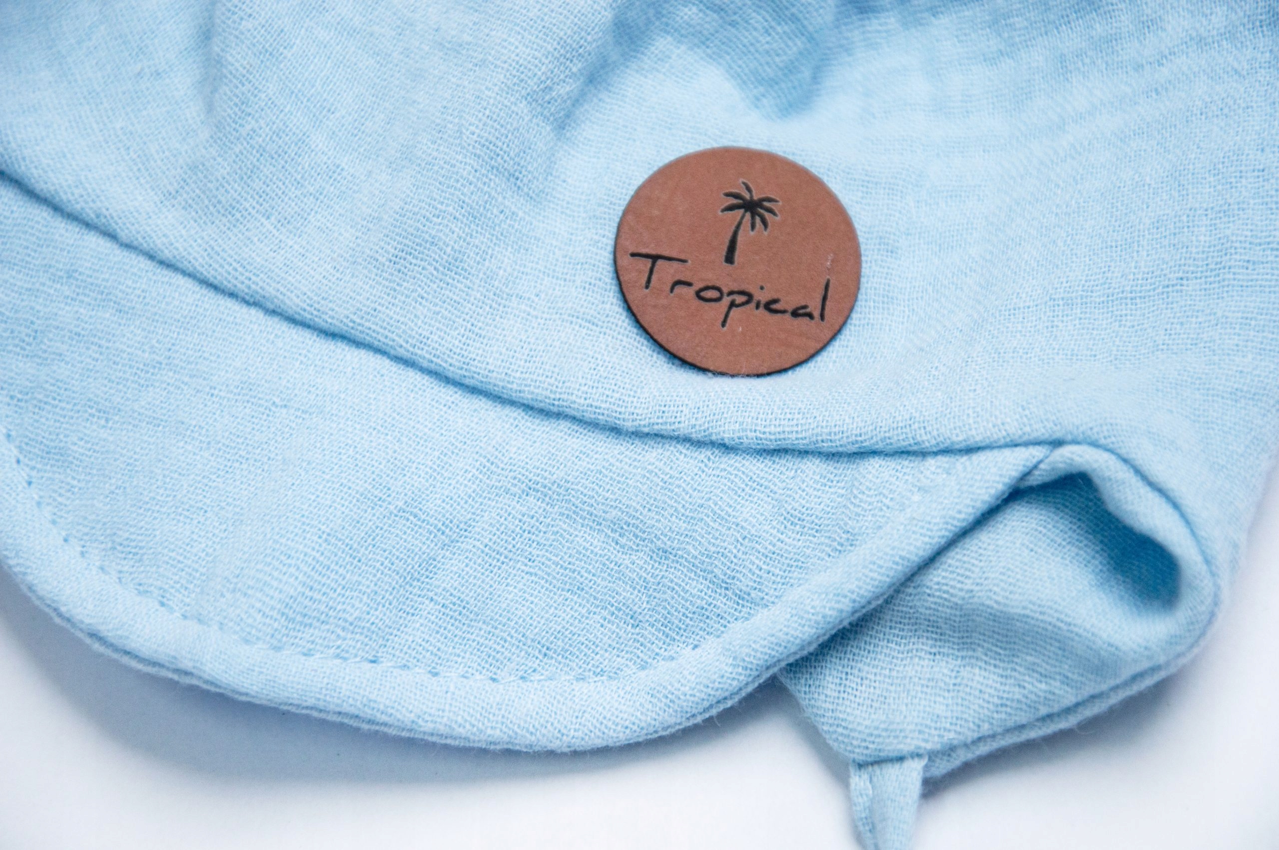 CZAPKA Z MUŚLINU letnia z daszkiem błękit 48-50 Rozmiar 48-50 cm