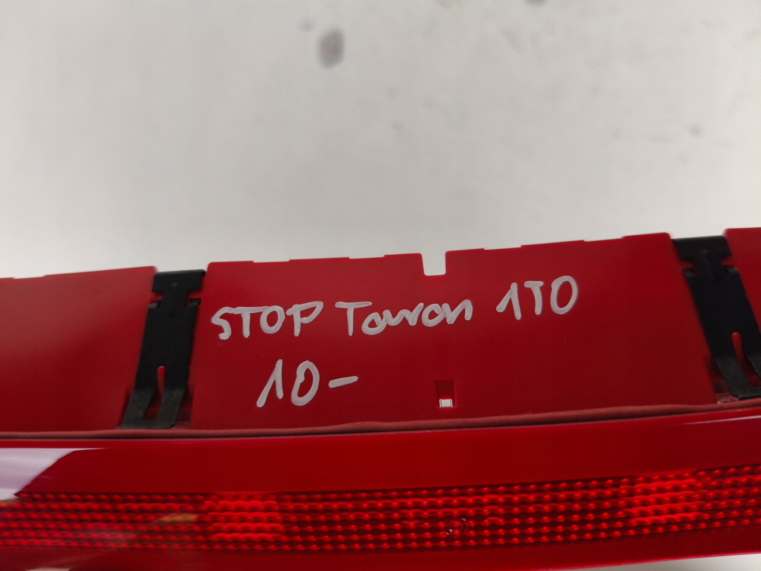 TRZECIE light STOP VW TOURAN 1T 1T0 10- LED