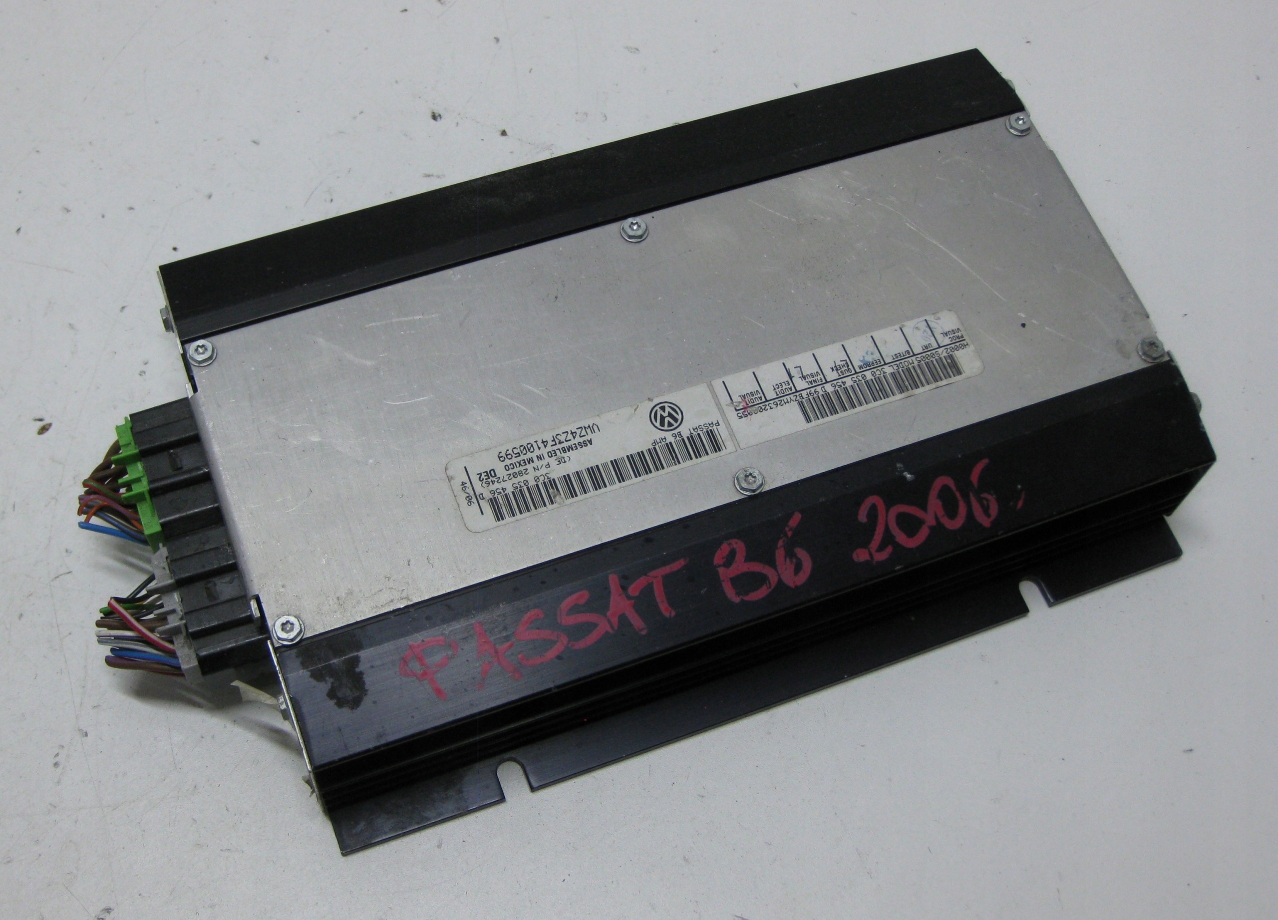VW PASSAT B6 amplifier RADIA AUDIO 3C0035456D