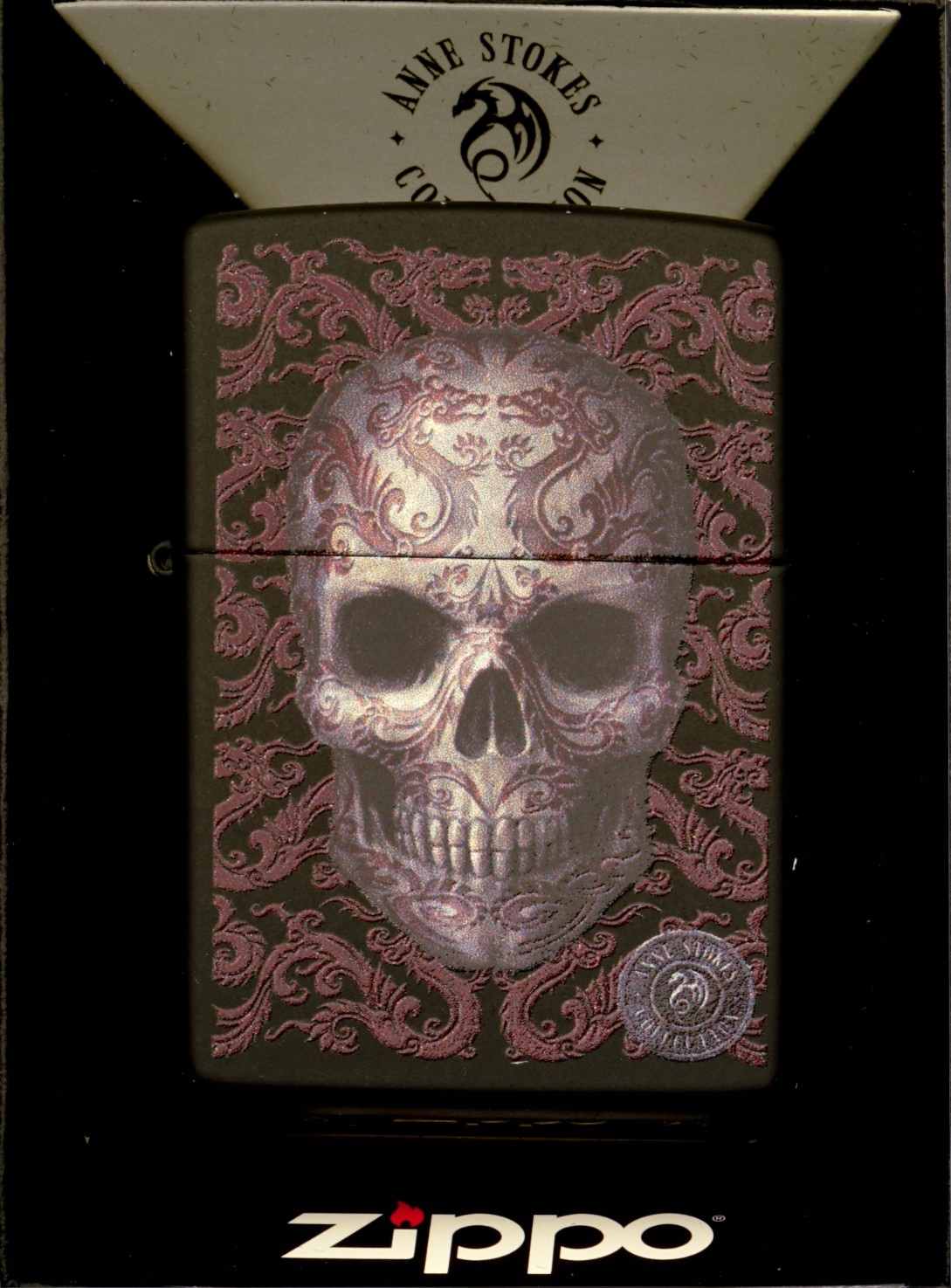 Zapalovač Zippo Anne Stokes Skull High Polish Black 60003115 Větruodolný