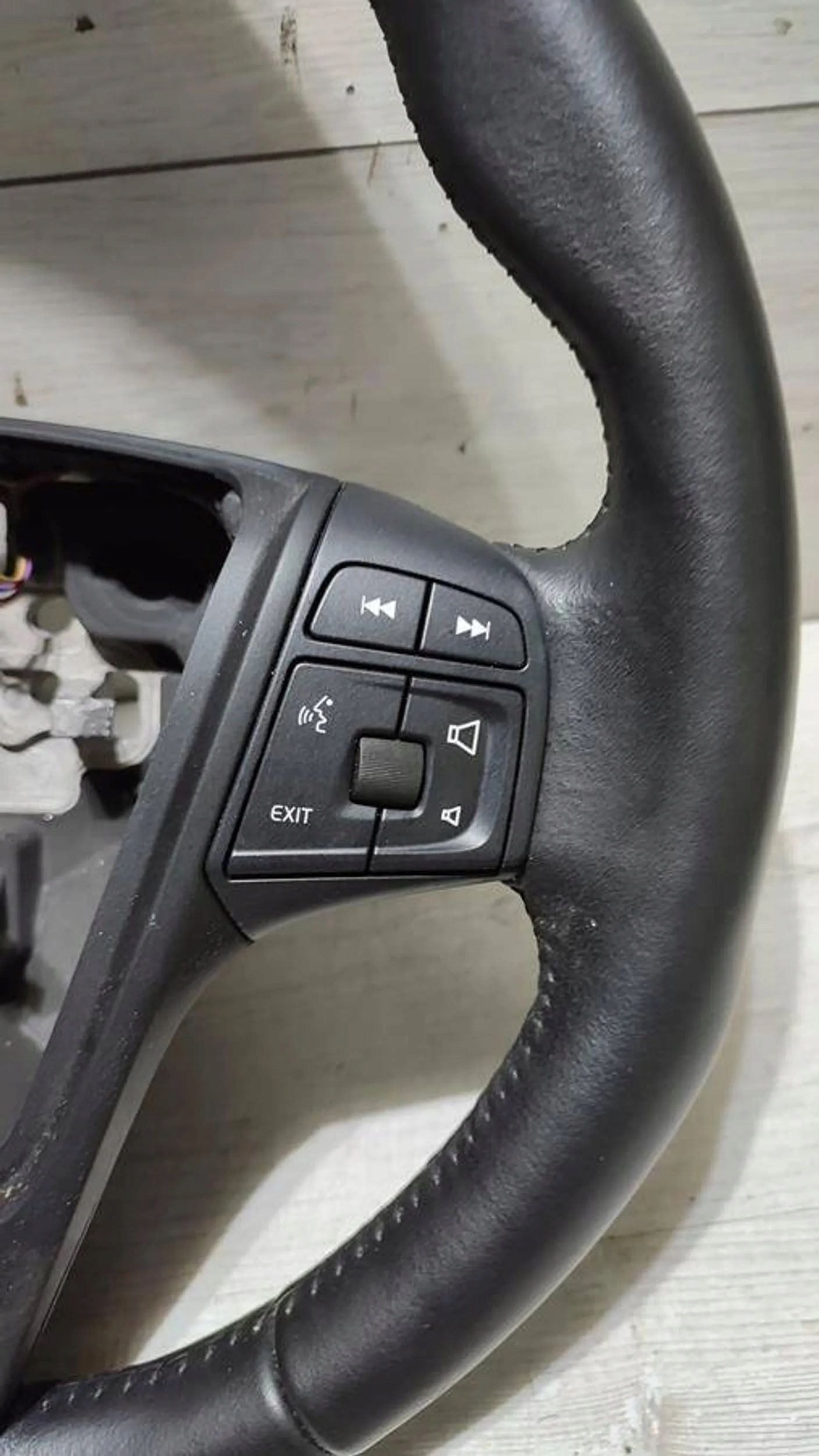 Volvo V40 2018 lenkrad
