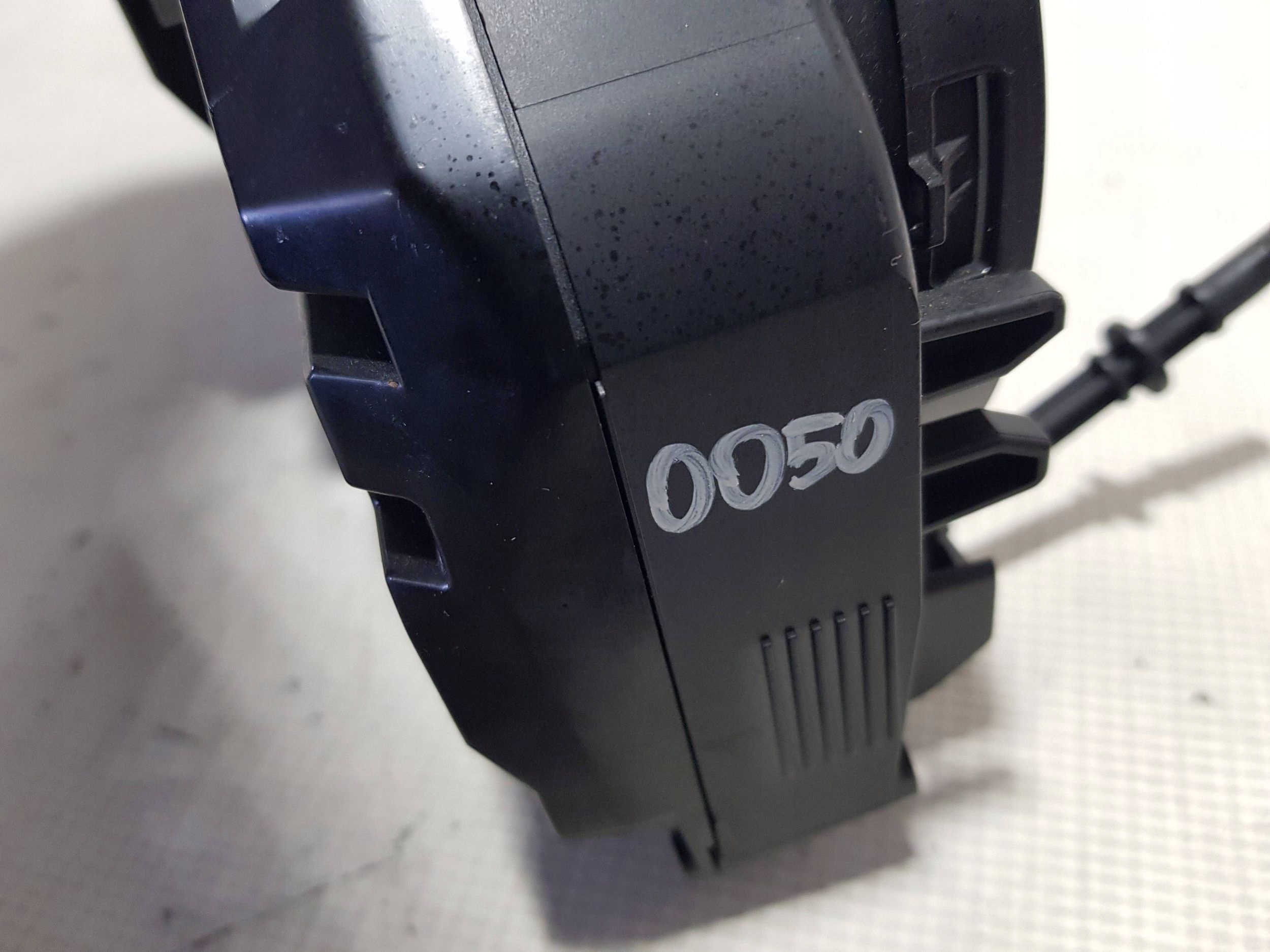dials dials MERCEDES W204 LIFT 2049004408