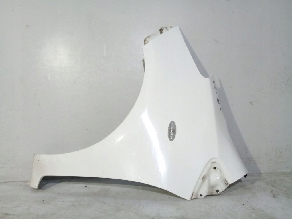Toyota Yaris II 2 parafango sinistra 068