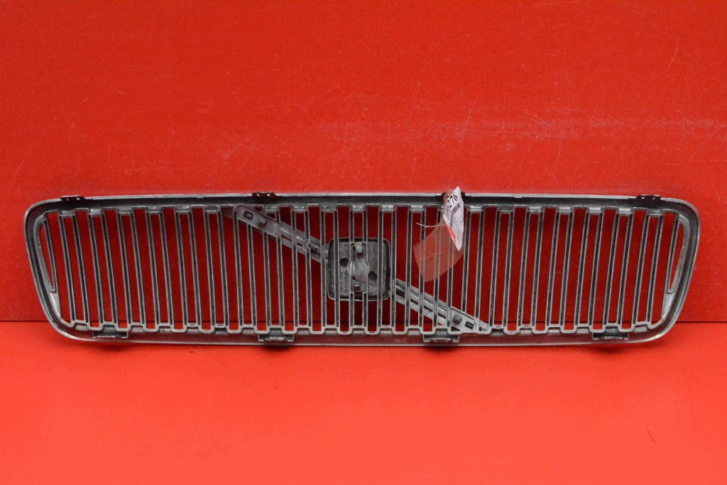 GRIGLIA cromato 08678680 VOLVO V50 1 e 03-11