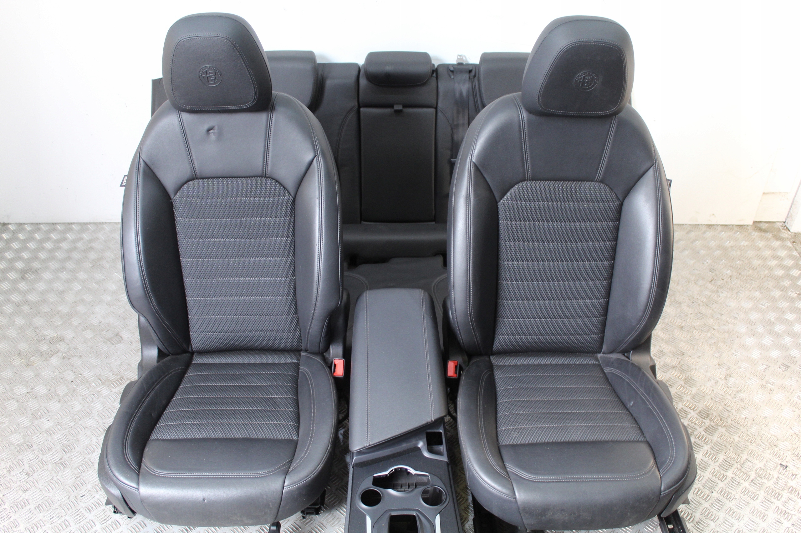 СИДЕНЬЯ SKORA ИНТЕРЬЕР STELVIO